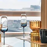 Kozyguru Darling Harbor View Stylish Loft