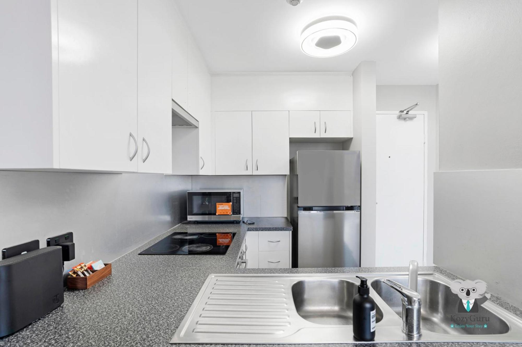 Kozyguru Darling Harbor View Stylish Loft Sydney
